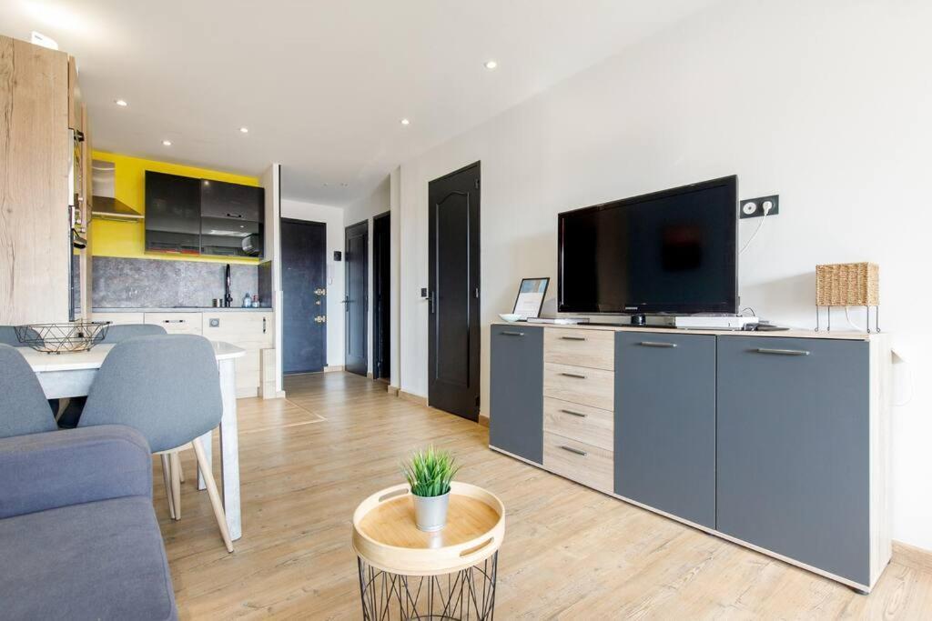 Stanislas Art - Cannes Centre - Terrasse - Clim Apartman Kültér fotó